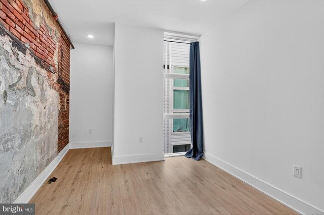 Building Photo - 59 N 2nd St