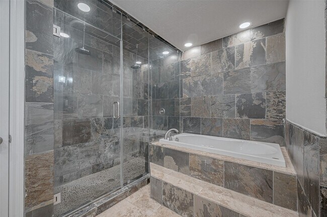 Building Photo - 919 Mockingbird Way