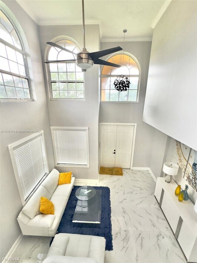 Building Photo - 3 br, 2.5 bath House - 8910 NW 45th Ct # 0