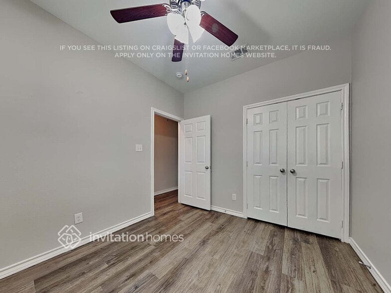 Building Photo - 1944 Melrose St