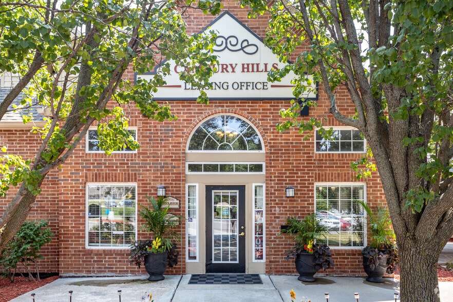 Building Photo - Cambury Hills Apartments