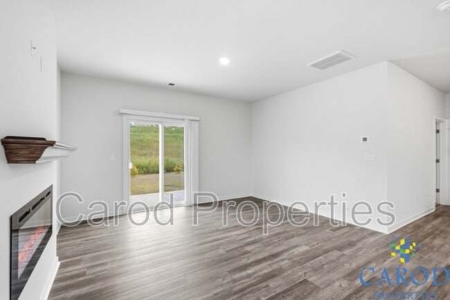 Building Photo - 231 Brinkley Dr
