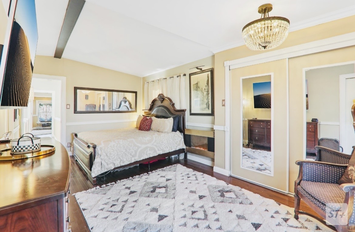 Primary Suite - 708 N Rockwell St