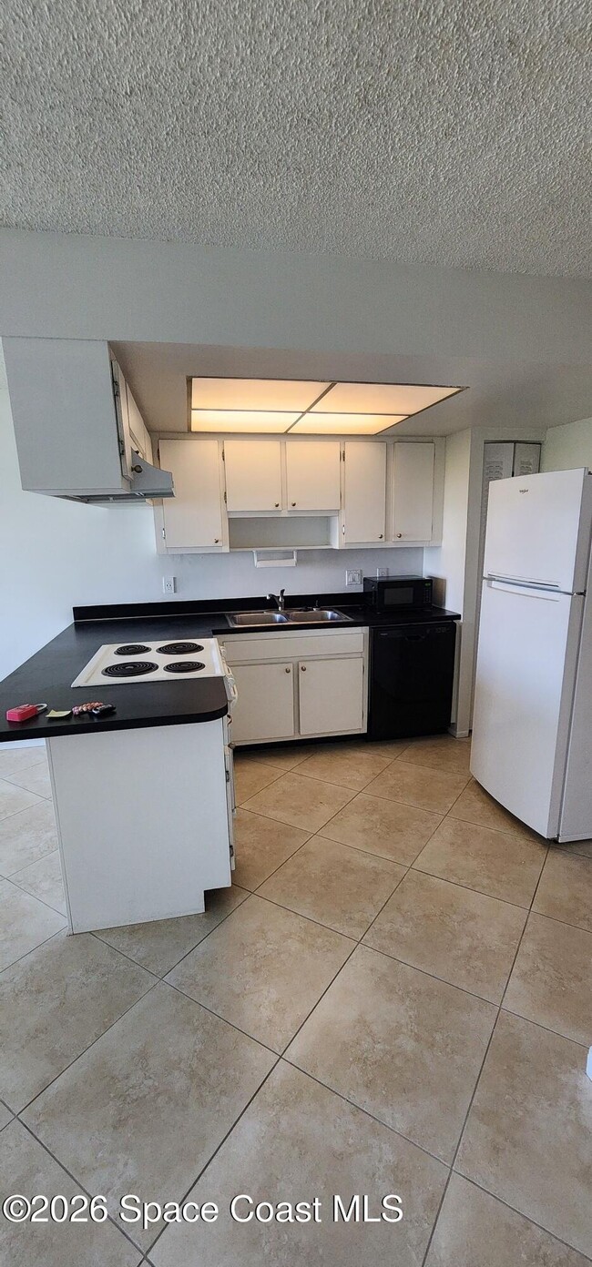 Building Photo - 3100 S Atlantic Ave