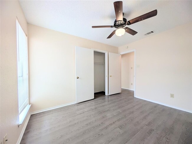 Building Photo - 2018 Redwing Way