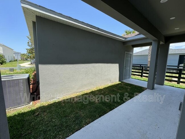 Building Photo - 13823 Rangeland Blvd