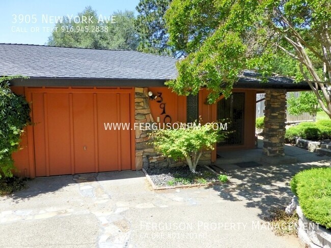 Primary Photo - Fair Oaks Duplex in a Secluded Neighborhood
