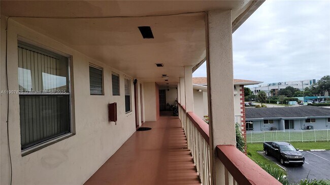 Building Photo - 4731 NW 10th Ct