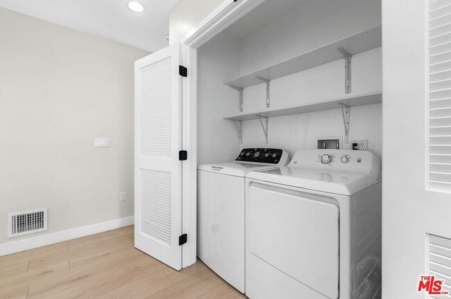 Building Photo - 2214 Benecia Ave