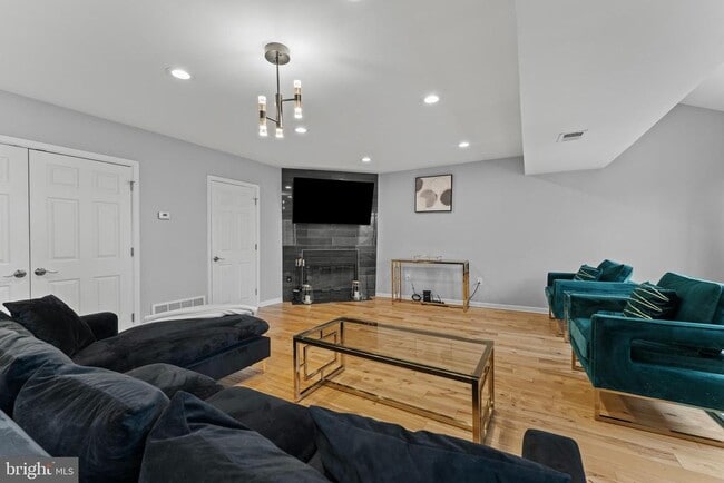 Building Photo - 8001 Greenspring Way