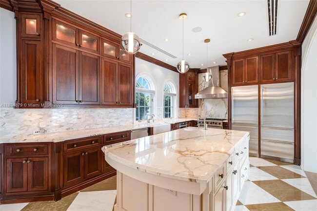 Building Photo - 1331 Bay Terrace