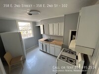 Building Photo - Efficiency Apartment Downtown Lexington