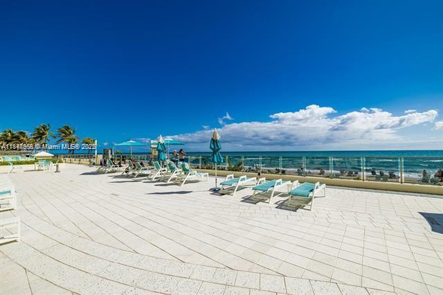 Building Photo - 2501 S Ocean Dr