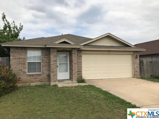Building Photo - 1206 Fox Creek Dr
