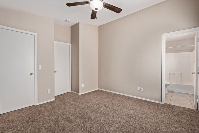 Building Photo - Freshly Remodeled Home in Apache Junction