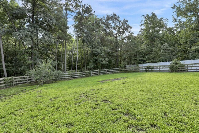 Building Photo - 244 Blue Creek Farms Drive