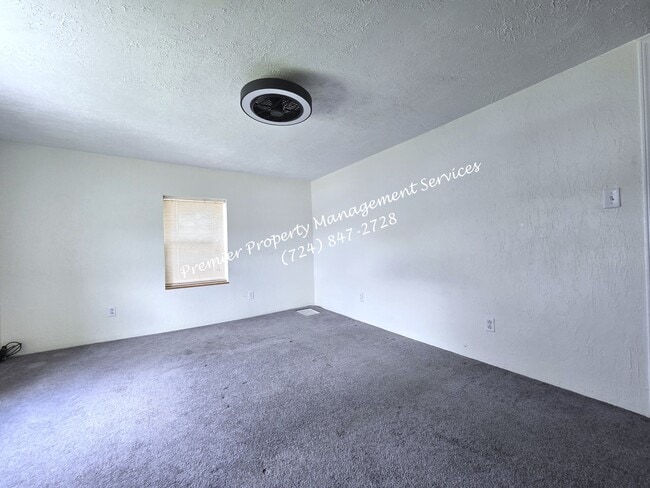 Building Photo - 455 E Jefferson St