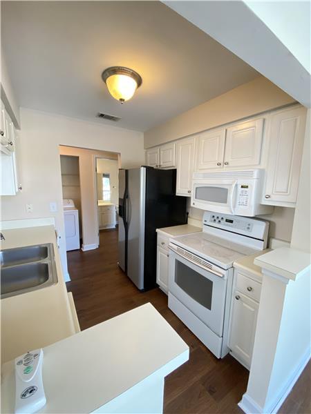 Building Photo - 12300 Apache Ave