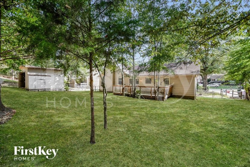 Building Photo - 2215 Pup Run