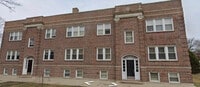 Building Photo - 2700 W Albion Ave