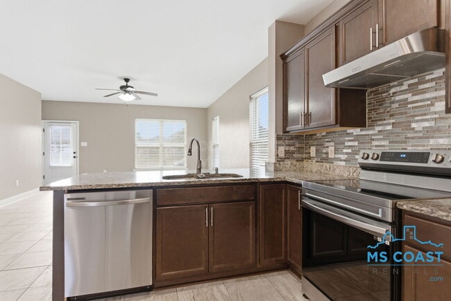 Building Photo - 848 Reunion Pl Cir