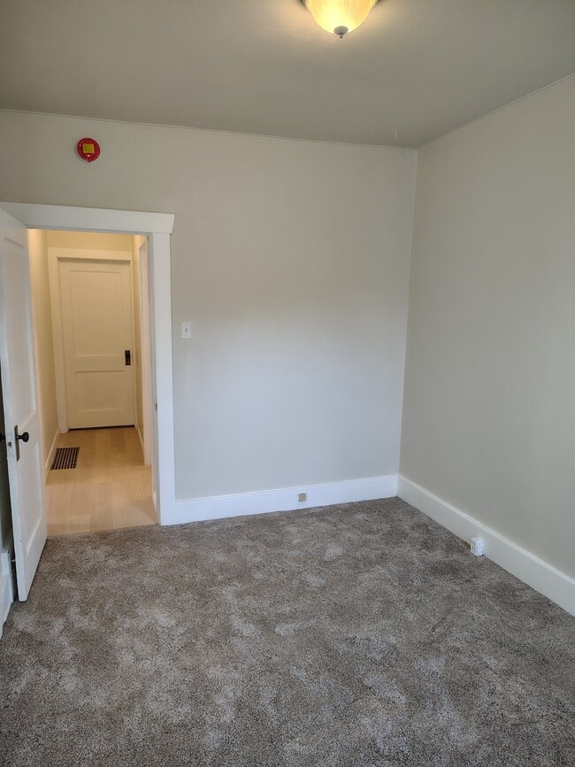 Building Photo - 3855 Julian St