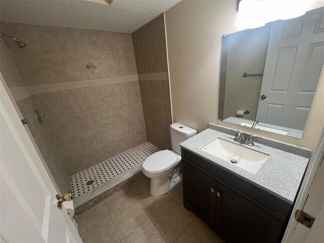 Building Photo - 3019 Bonaventure Cir