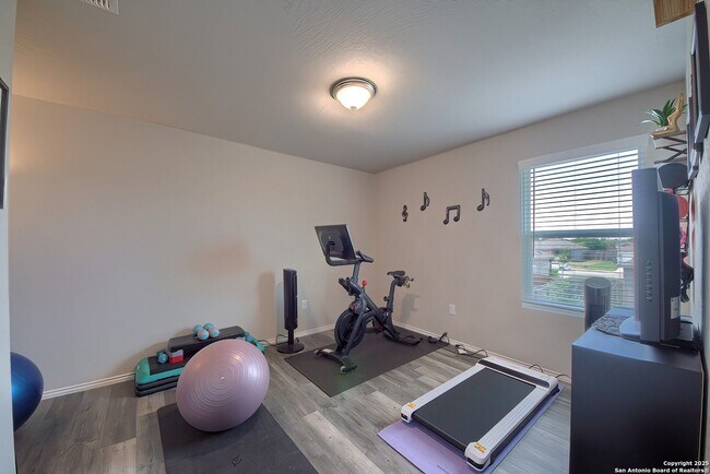 Building Photo - Welcome Home