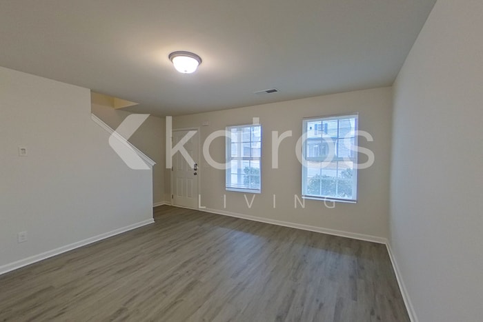 Building Photo - 228 Fox Chase Wy