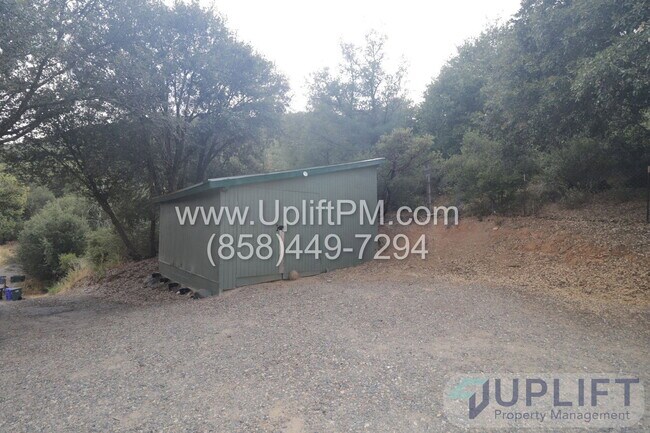 Building Photo - 4010 Imperial Dr