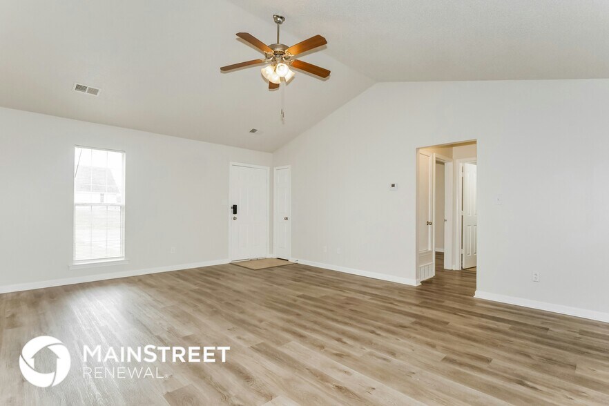 Building Photo - 1766 Dorchester Dr