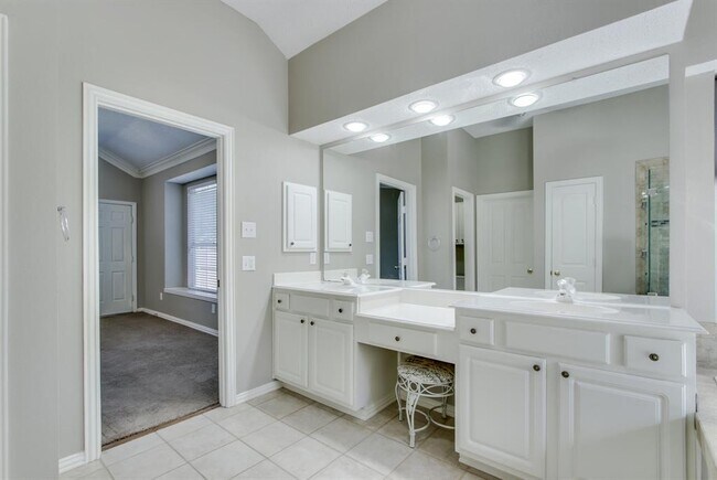 Building Photo - 9316 Preston Trail