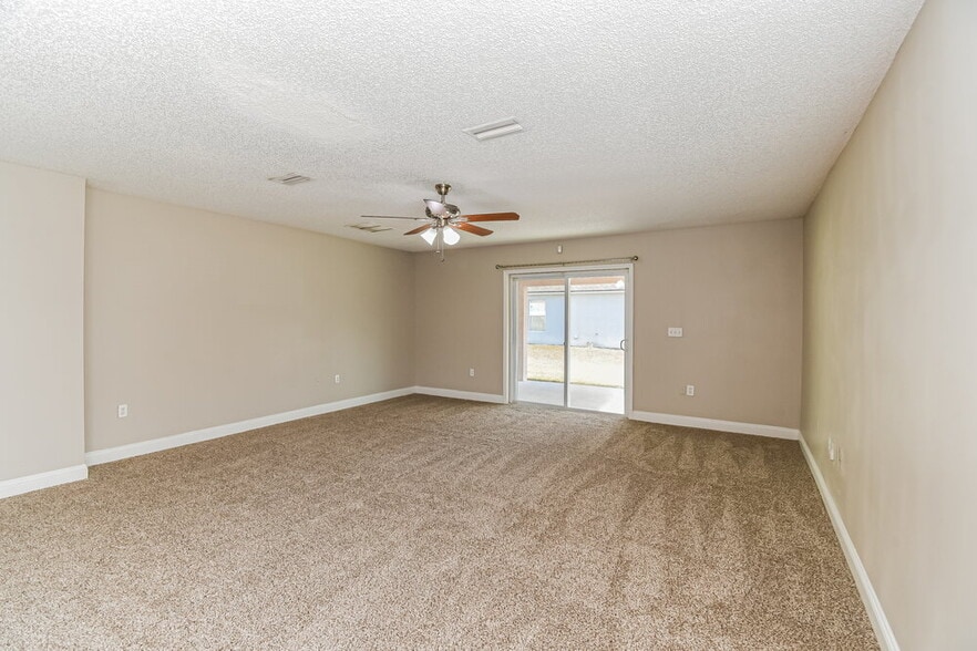 Building Photo - 1919 Raising Hill Dr