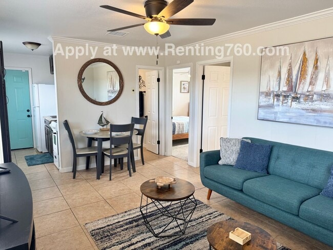 Building Photo - Super Cute Furnished Beach Cottage!