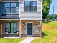 Building Photo - 186 Sunburst Villa Dr