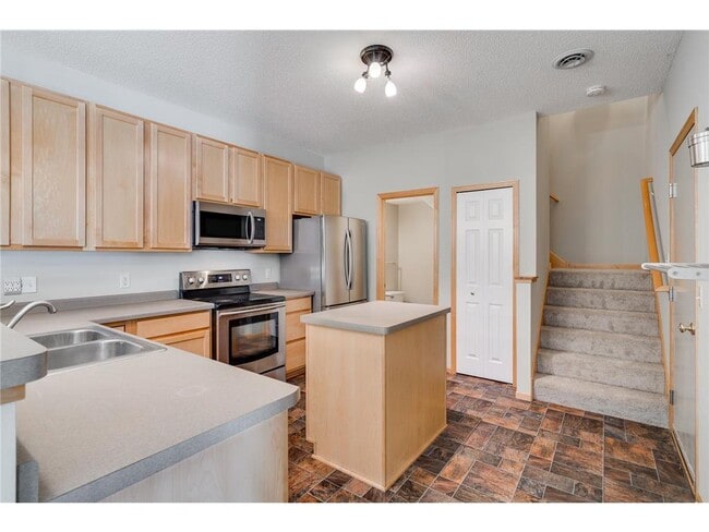 Building Photo - 17674 96th Ave N