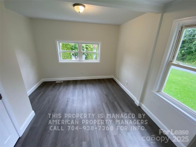 Building Photo - 124 Ackert Ave