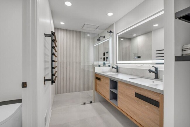 Building Photo - Elegant 4BR Home with Luxury Finishes and Premier Amenities in Marietta