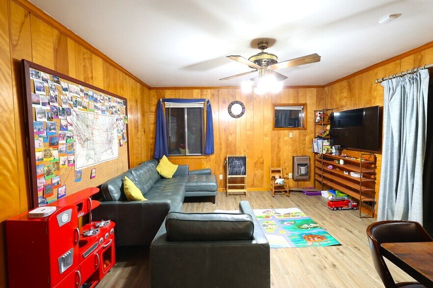 Building Photo - 1230 Fork Creek Trl