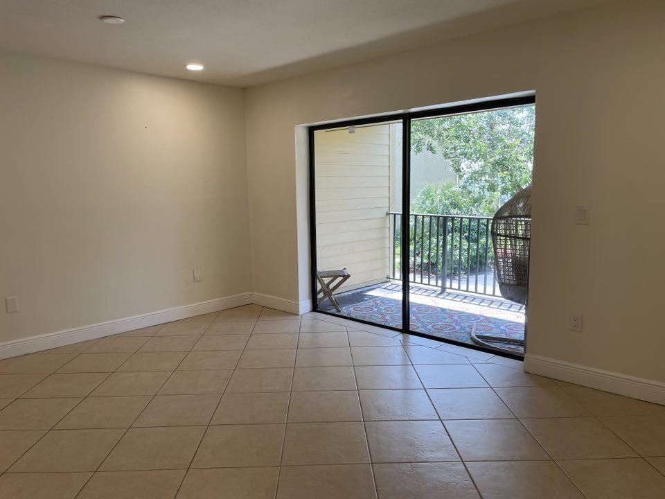 Building Photo - 441 N Harbor City Blvd