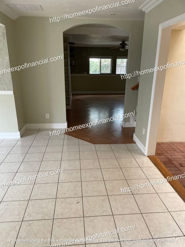 Building Photo - Nice House For Rent
