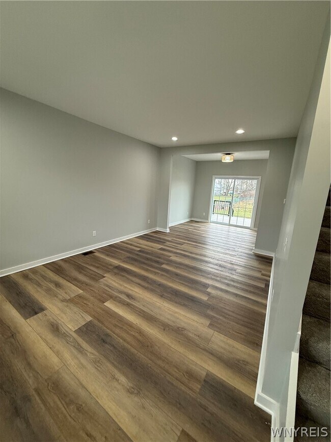 Building Photo - 5156 Berg Rd