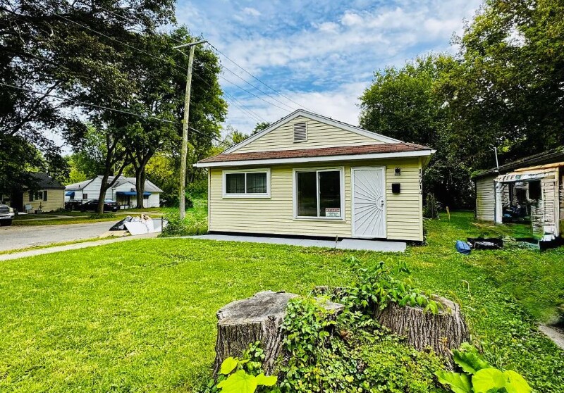 Building Photo - 15914 Dacosta St