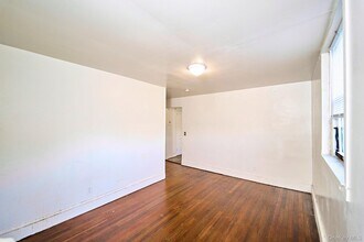 Building Photo - 10 Railroad Ave