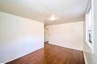 Building Photo - 10 Railroad Ave