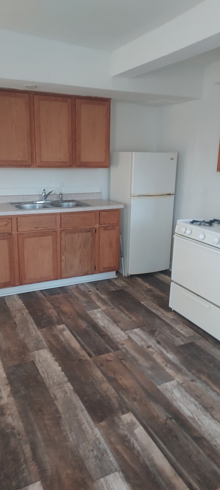 Building Photo - 2802 S Main St