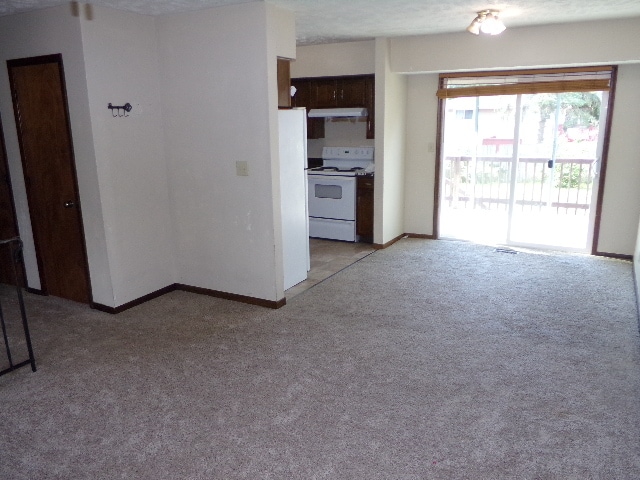 Building Photo - BCR 159 Sante Fe Trail-