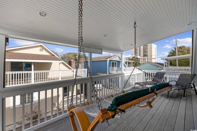 Building Photo - 3902 Dunes St