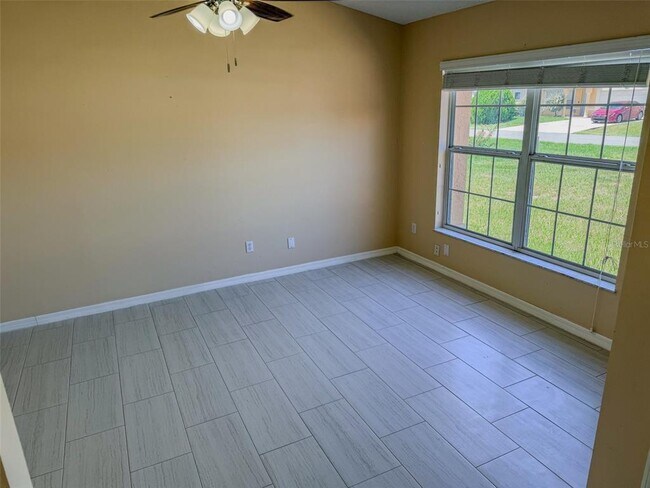 Building Photo - 770 Americana Ct