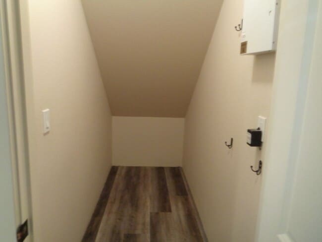 Building Photo - Must See 3 Bedroom Home with Fenced Yard!